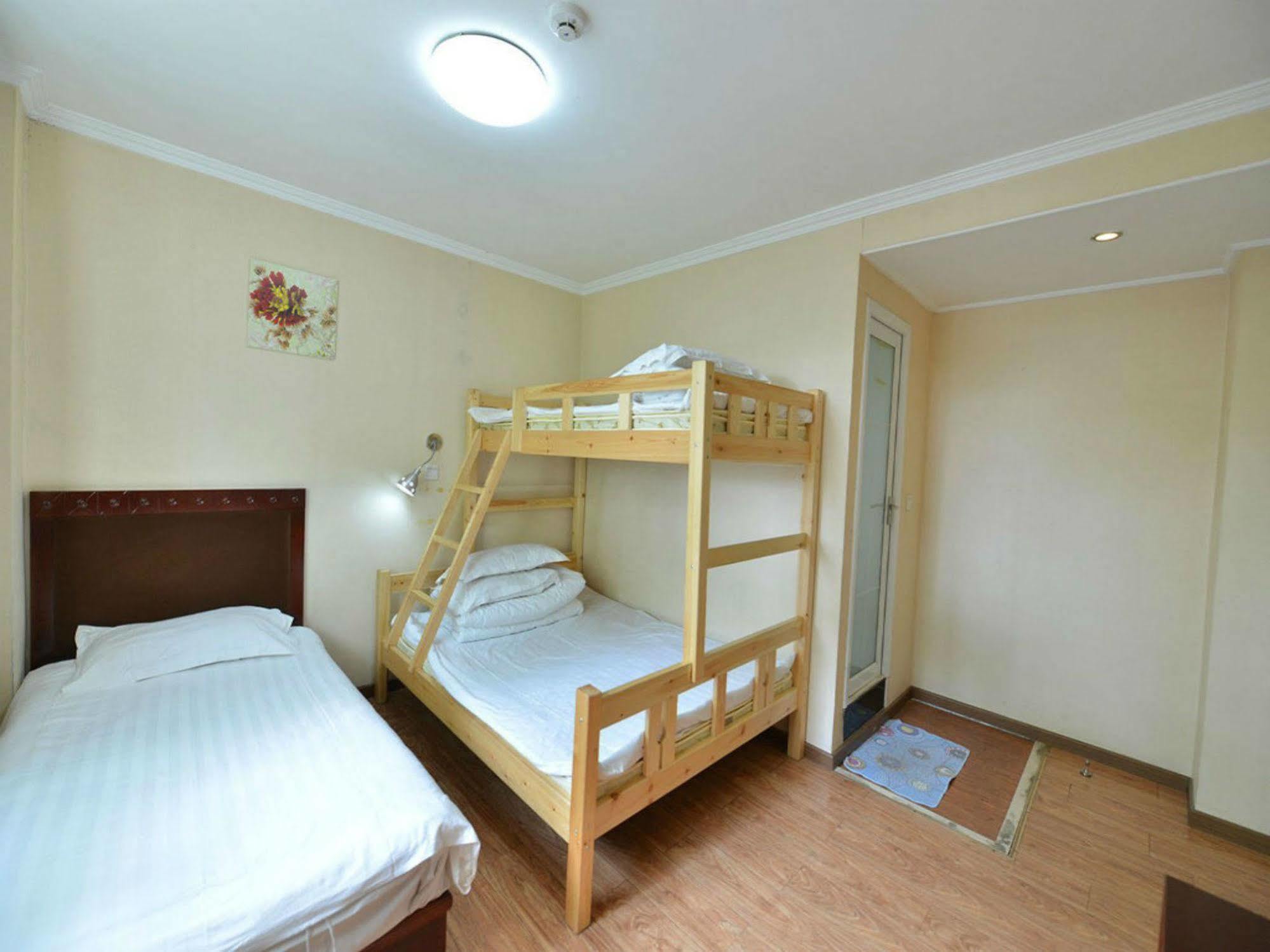 Beijing Sunrise Hostel Gulou Branch Exterior photo